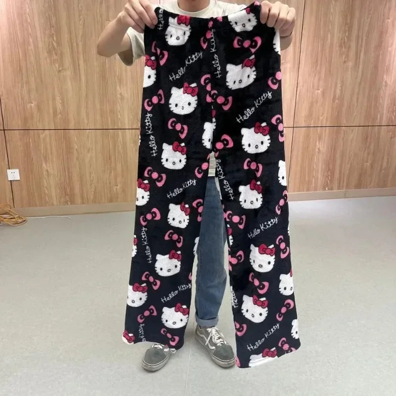 Hello Kitty Pizsama Női