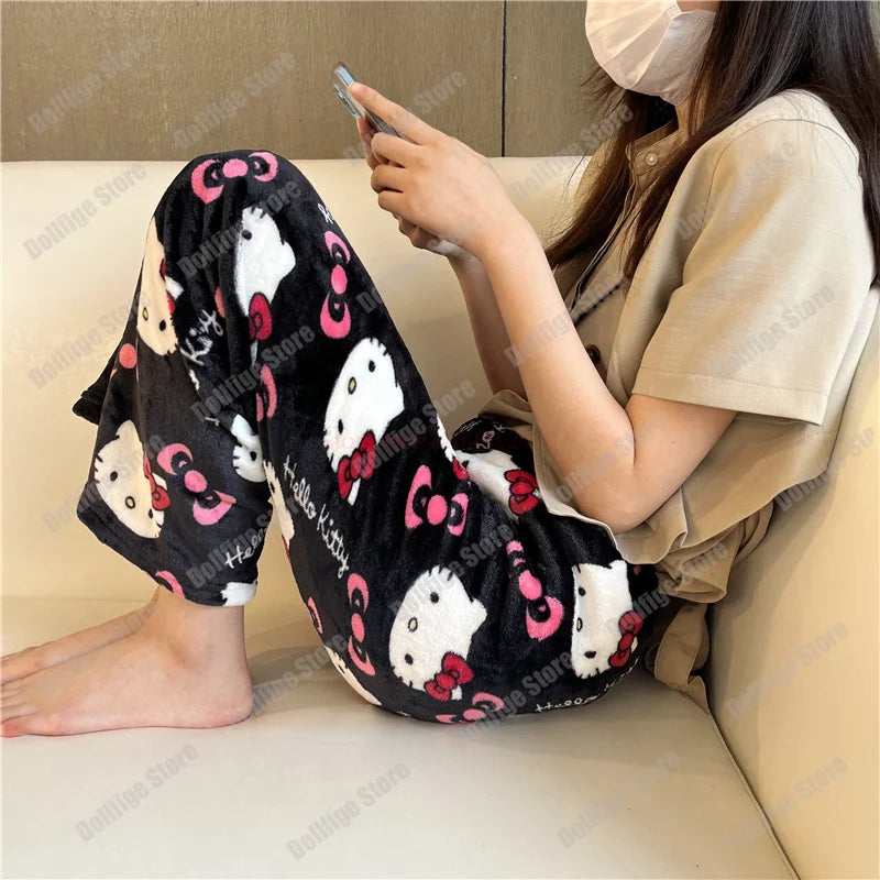 Hello Kitty Pizsama Felnőtt