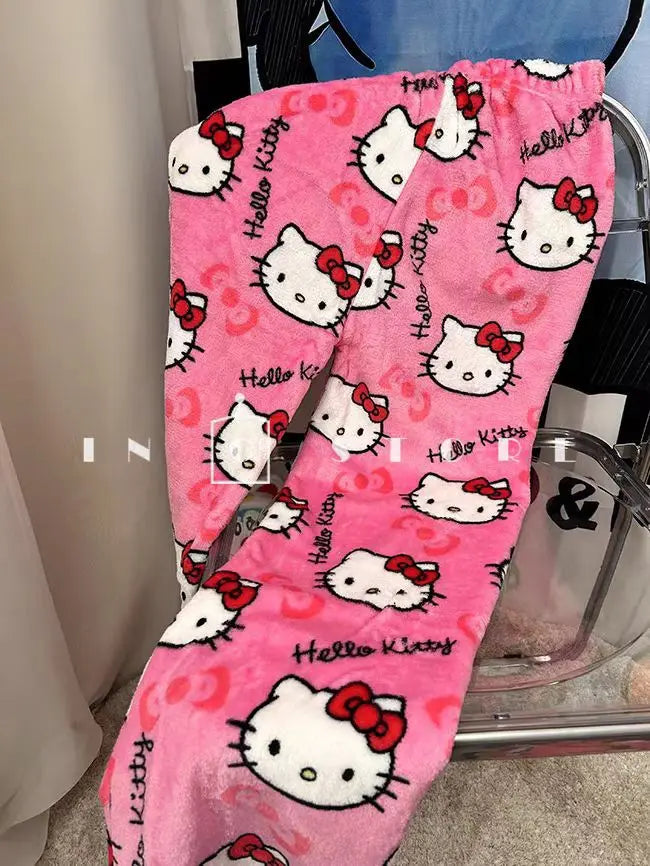 Hello Kitty Pizsama Felnőtt