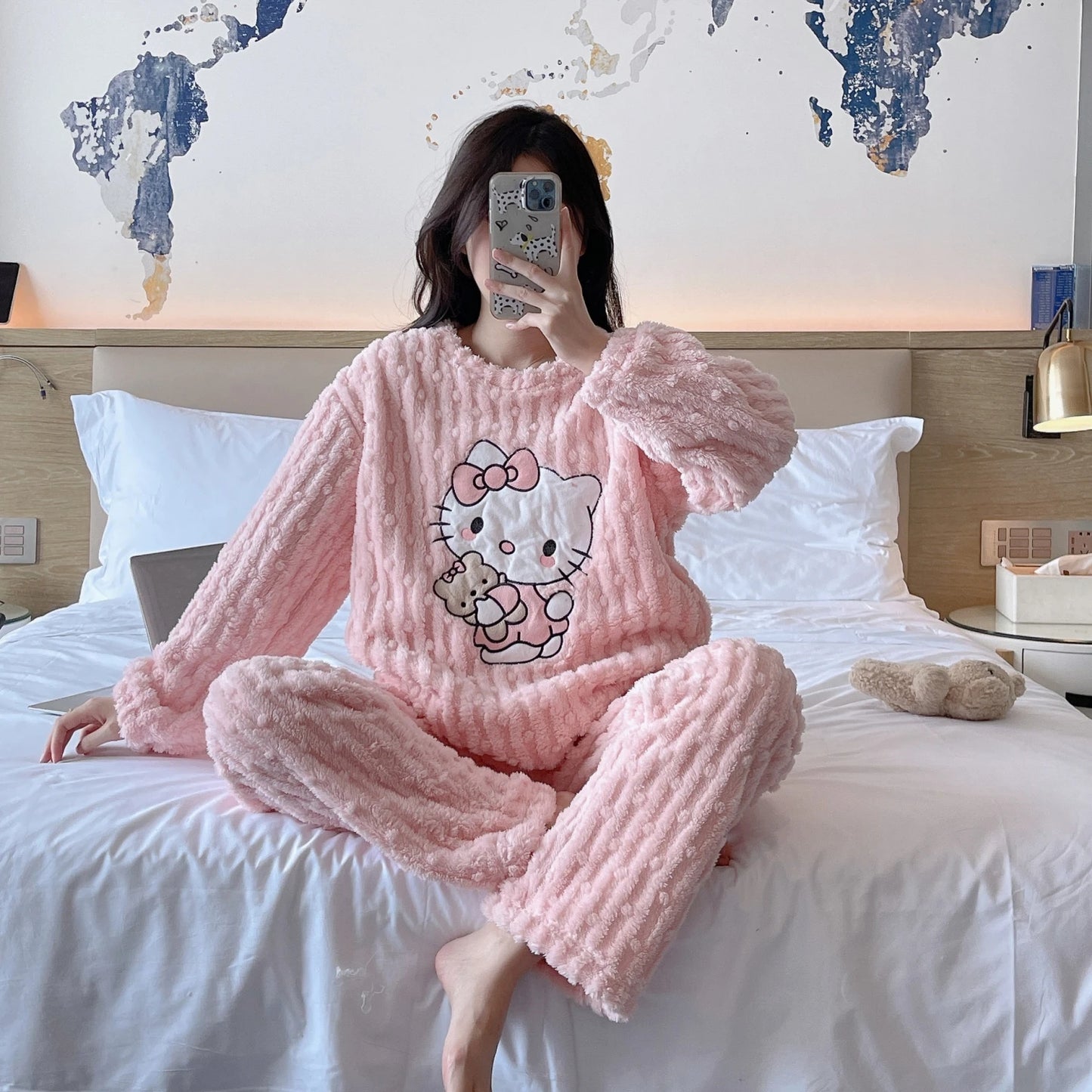 Meleg Hello Kitty Pizsama