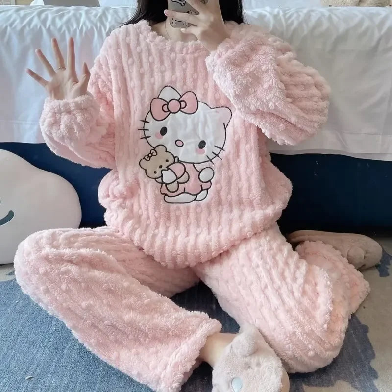 Meleg Hello Kitty Pizsama