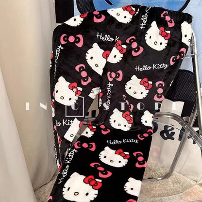 Hello Kitty Pizsama Felnőtt