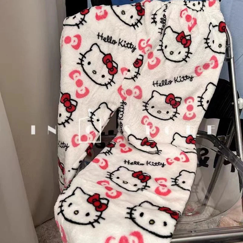 Hello Kitty Pizsama Felnőtt