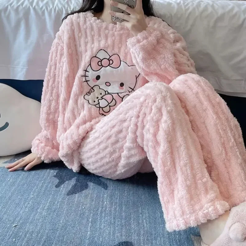 Meleg Hello Kitty Pizsama